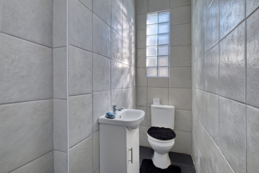 2 Bedroom Property for Sale in Sydenham Eastern Cape
